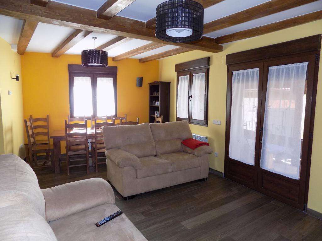 Casas Rurales Las Eras III Ayllón エクステリア 写真